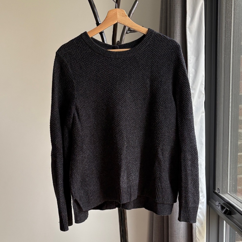 Madewell Women's Dark Navy Crew Neck Sweater